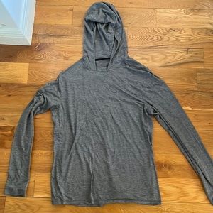 Lululemon lightweight hood